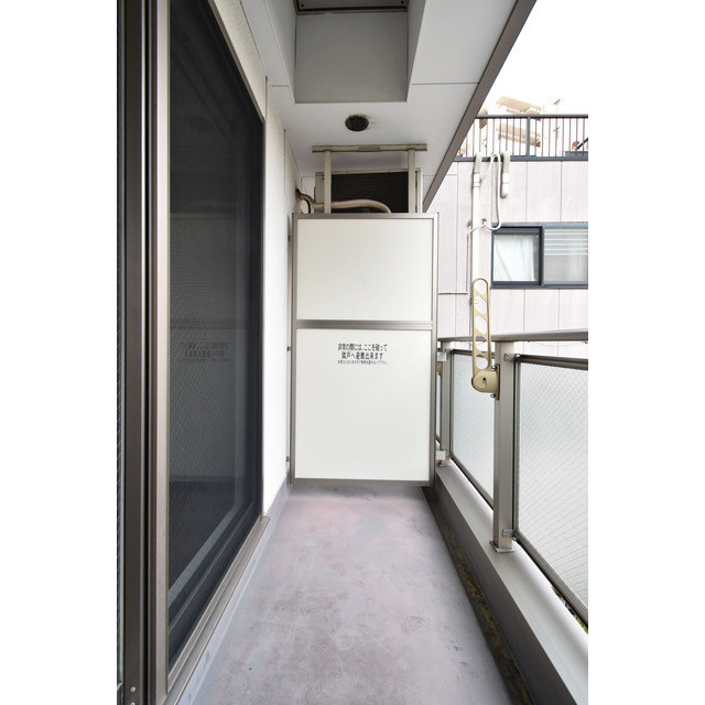 十三本町ウインズマンションⅡのバルコニー