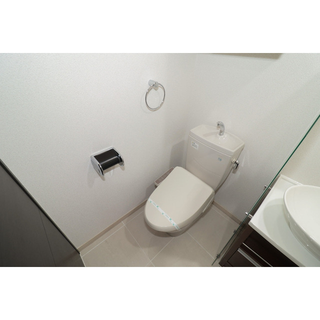 アーデン堺筋本町のトイレ