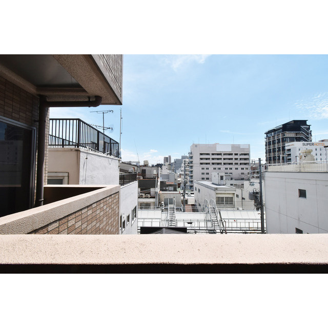 Gramercy Nipponbashiの展望