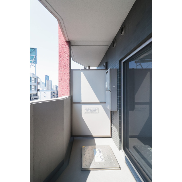 アーデン堺筋本町のバルコニー