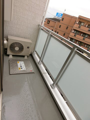 リブリ・竹島のバルコニー