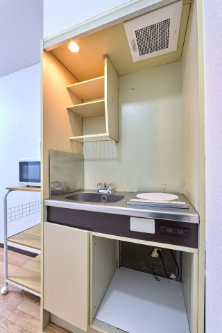 AP899 K'Sコートリバーサイド相川 101のキッチン|




