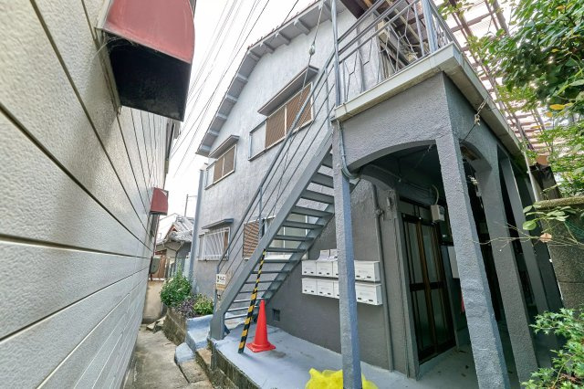 AP642 クレスト下新庄駅前 201の外観|



