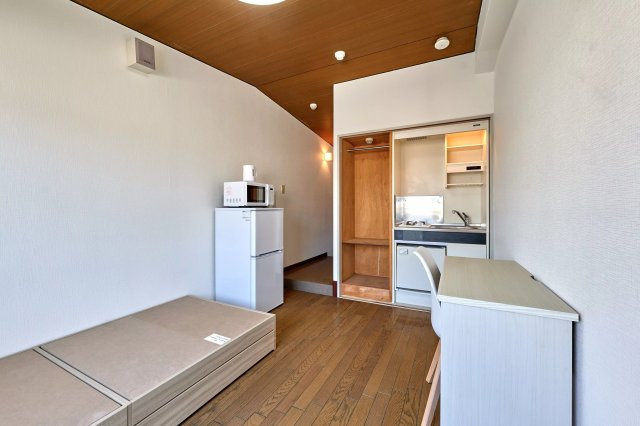 AP530 ファースト東中島 403のキッチン|



