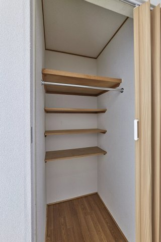 AP333 朝日プラザ新大阪 506の収納|



