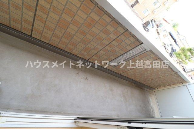 ハイツ９４３ Ｂのバルコニー|バルコニー（参考同型206号室室内写真）