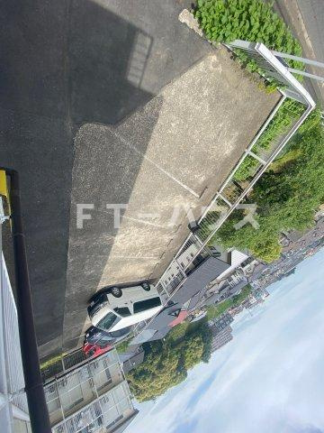 屋敷グリーンハイツBの駐車場