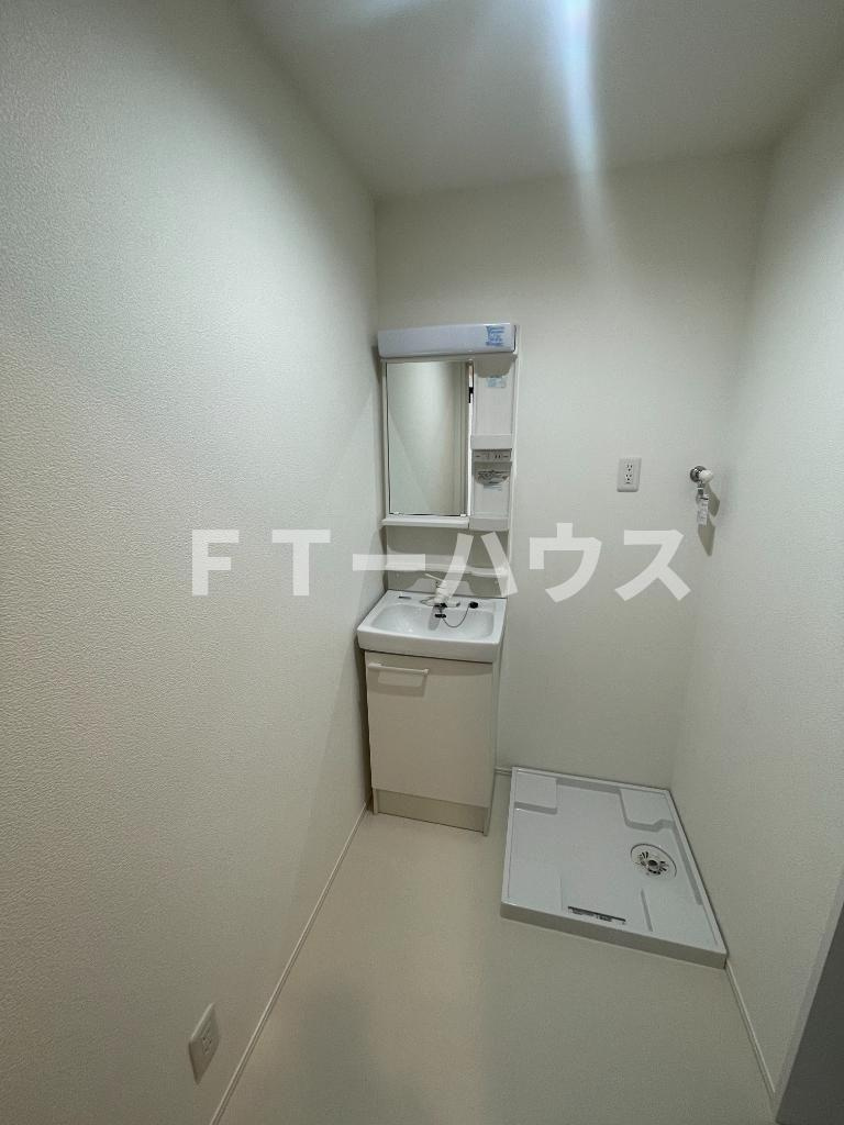 ラウレア本中山の洗面所