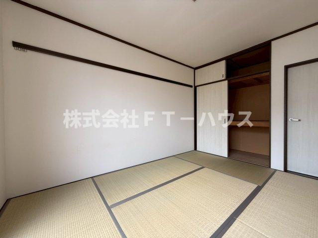 タウニータクボの寝室