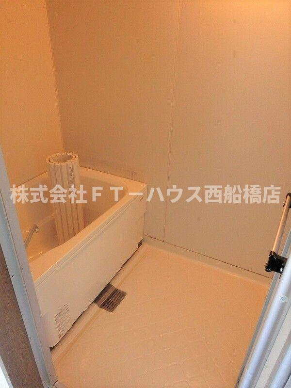 メドラール西船の浴室