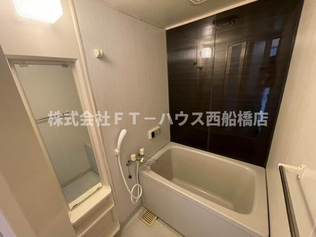 エクセレンス咲の浴室