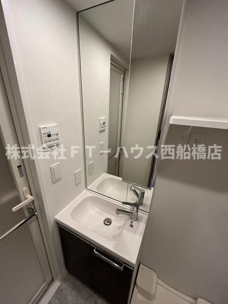 アーバンパーク西船橋の独立洗面台
