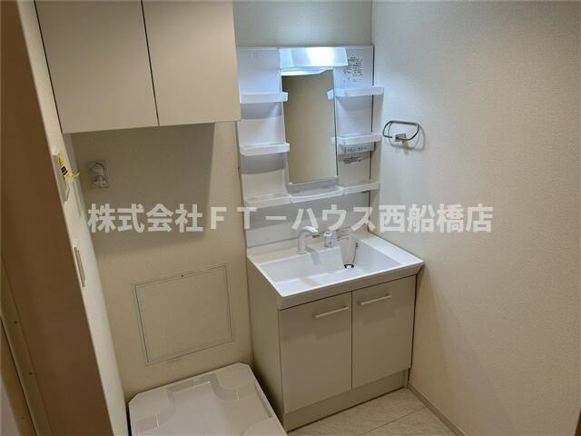 リーブルファイン船橋栄町の洗面所