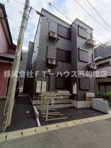 ＨＯＮＧＯ　ＰＡＲＫ　ＴＥＲＲＡＣＥのエントランス