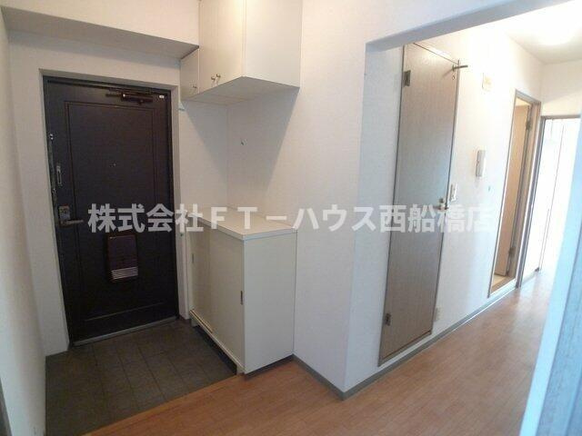 パレスオオハクの玄関