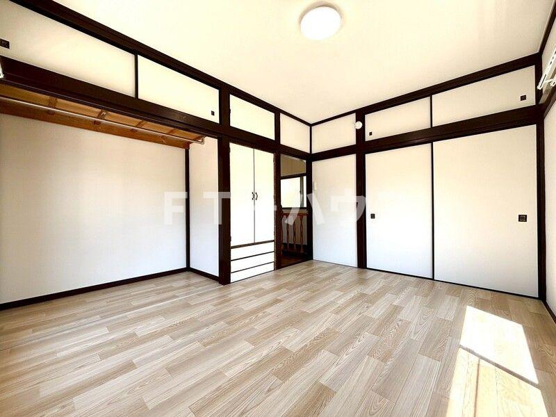 ミロメゾン船橋藤原６丁目の居間・リビング