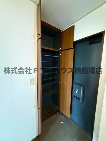 グラーツ弐番館の玄関
