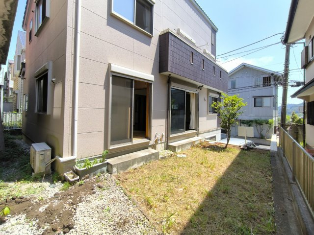 全室南向き　2面採光のリビングダイニング　収納豊富