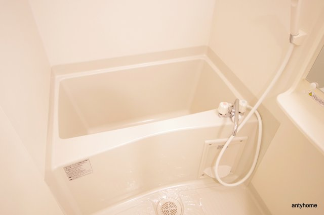 プレサンス新大阪ヴィガ　仲介手数料無料の浴室