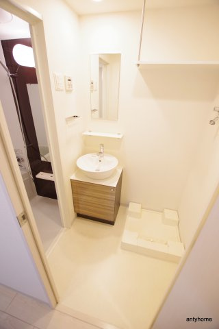 エスリード大阪城　仲介手数料無料の洗面所