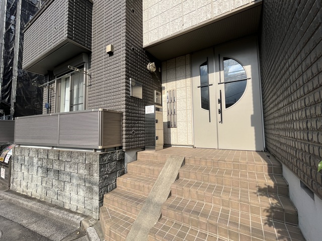 Atelierのエントランス