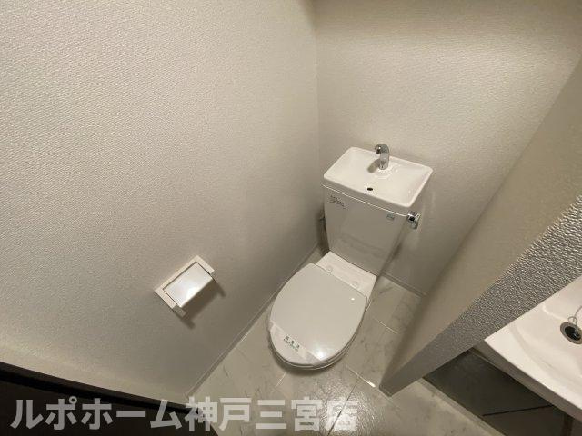 サムティ三宮レガニールのトイレ