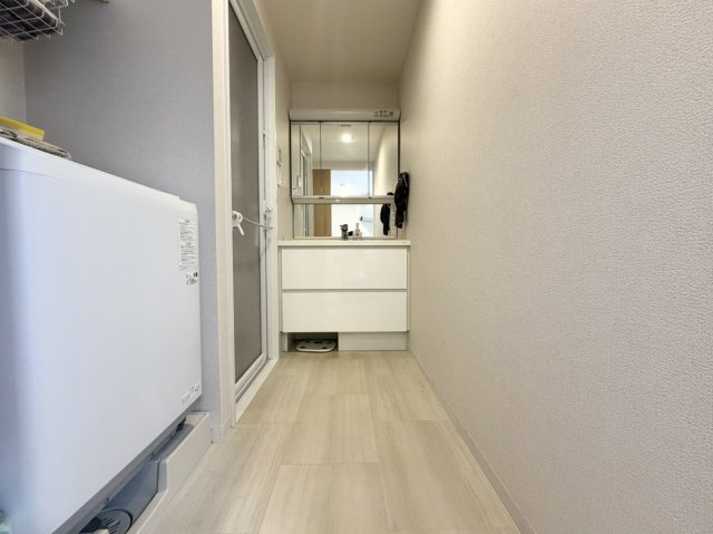 【マンション】アルファスマート庭瀬駅東の玄関