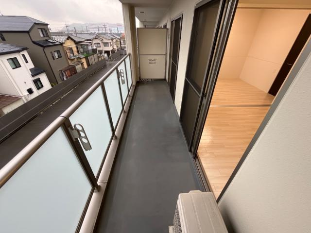 【バルコニー】 | エルヴィータ大山崎 | ベランダ