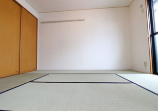 【子供部屋】 | サンシャインC | ネット無料。和室も収納付です　※参考写真です