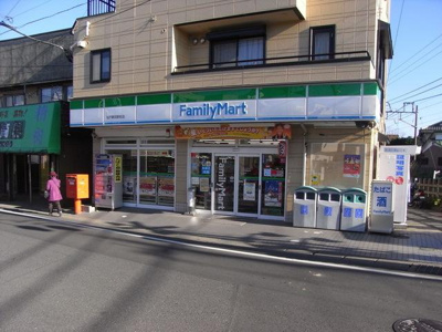 ファミリーマート 90m