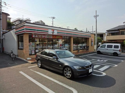 セブンイレブン八王子上野町店 538m