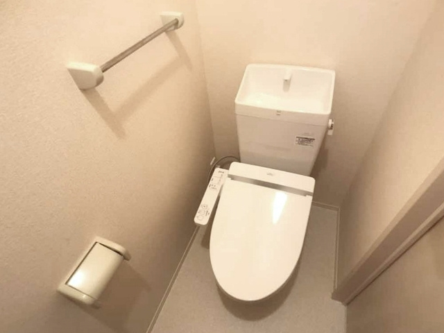 フォンテーヌ　Ａのトイレ|温水洗浄便座付きトイレです。