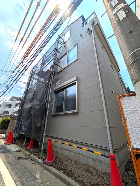 建築中です