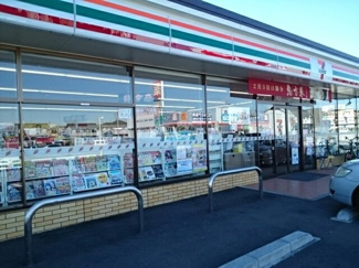【周辺】 | クレメント　Ａ | セブンイレブン小山犬塚６丁目店まで400m