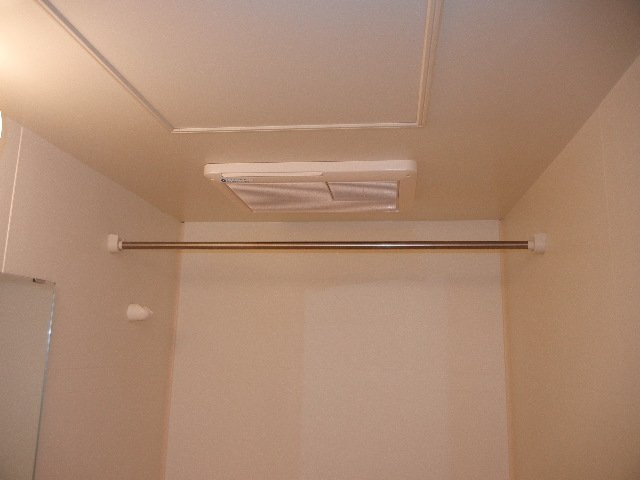 レオパレスＥ’ｚのその他|浴室乾燥機