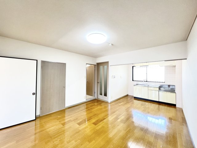 ガーデンプレイスめいわの居間・リビング|※別部屋参考写真