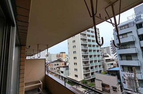 ジュネシオン竜泉のその他|バルコニーからの眺望