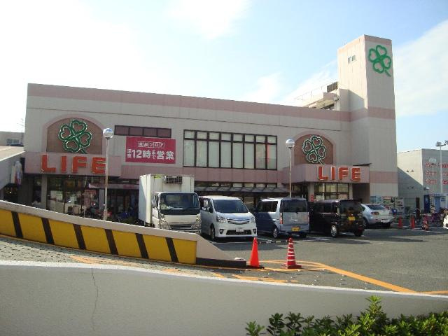 プレミア　エムズの周辺|ライフ横堤店まで213ｍ