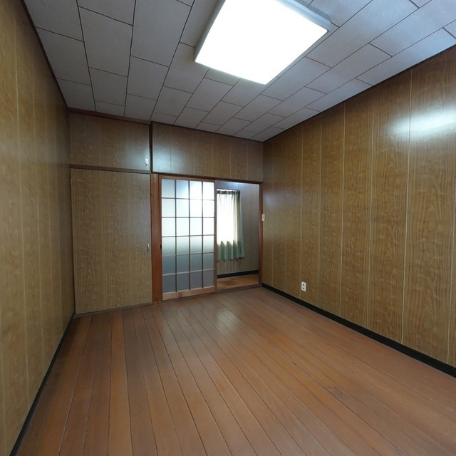 岐阜市上尻毛八幡の一戸建ての居間・リビング|2階洋室