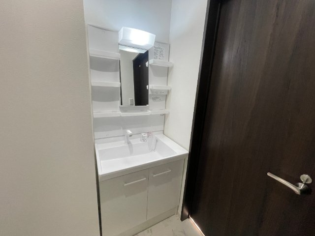 Vistafive峰坂の洗面所