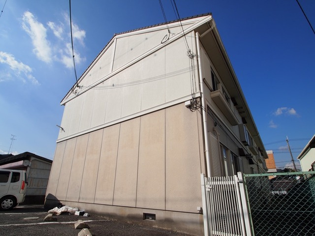 ファミール北郡山の外観