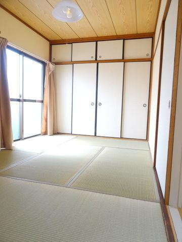 広瀬ハイツの和室