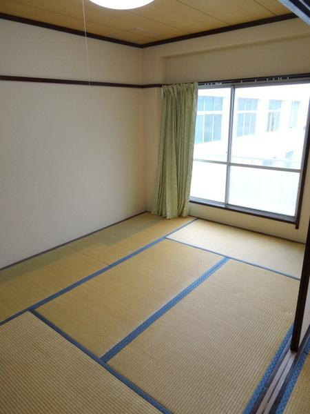 シャトーナカタの和室|★落ち着く和室★