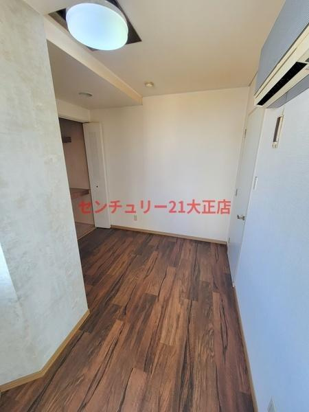 デイズハイツ港晴の洋室