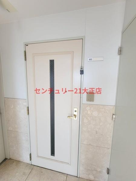 デイズハイツ港晴の玄関