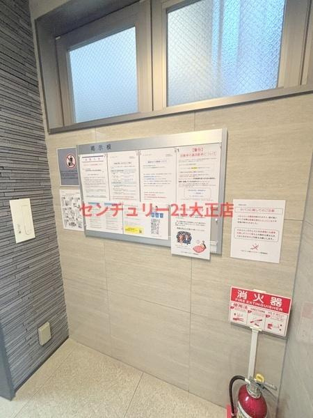 セオリー大阪ベイステージのエントランス