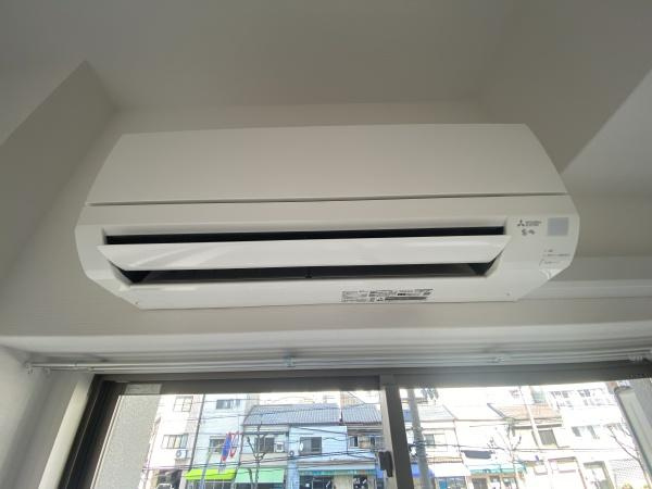 エスリード大阪リエートの洋室|エアコン