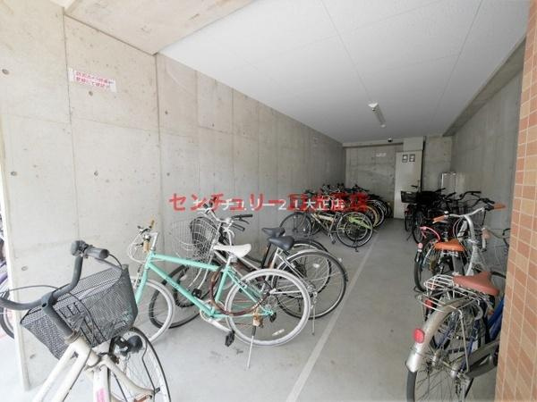 エグゼ大阪BAYの駐車場