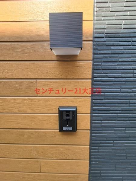 新築賃貸長屋の玄関