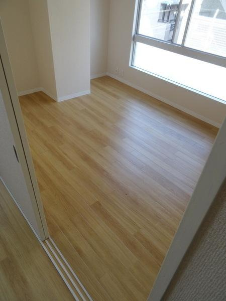 大阪市大正区三軒家東１丁目の賃貸マンションの洋室|★ダイニング横の洋室5.6部屋★